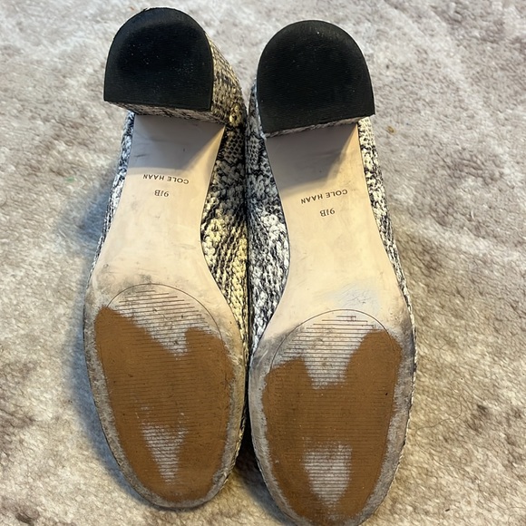 COLE HAAN EVA SNAKESKIN EMBOSSED LEATHER WOMEN’S SLIPON BOOTIES SIZE 9.5 - Picture 5 of 10